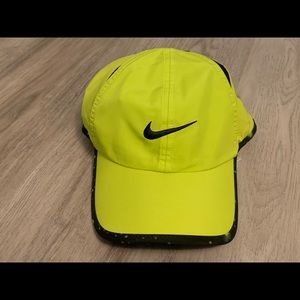 Nike ‎Neon Dri-Fit Feather Light Hat/Cap- NEW, Running, Tennis